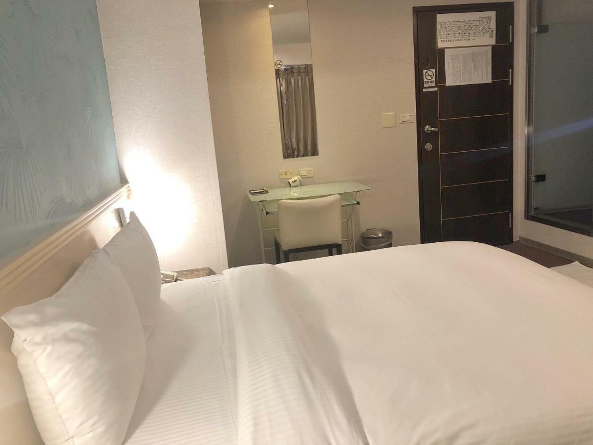 Say Love Hotel Тайбэй Экстерьер фото