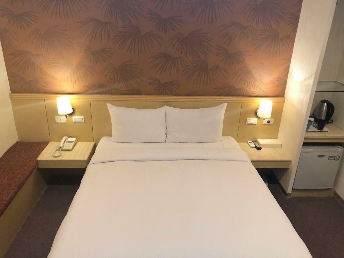 Say Love Hotel Тайбэй Экстерьер фото